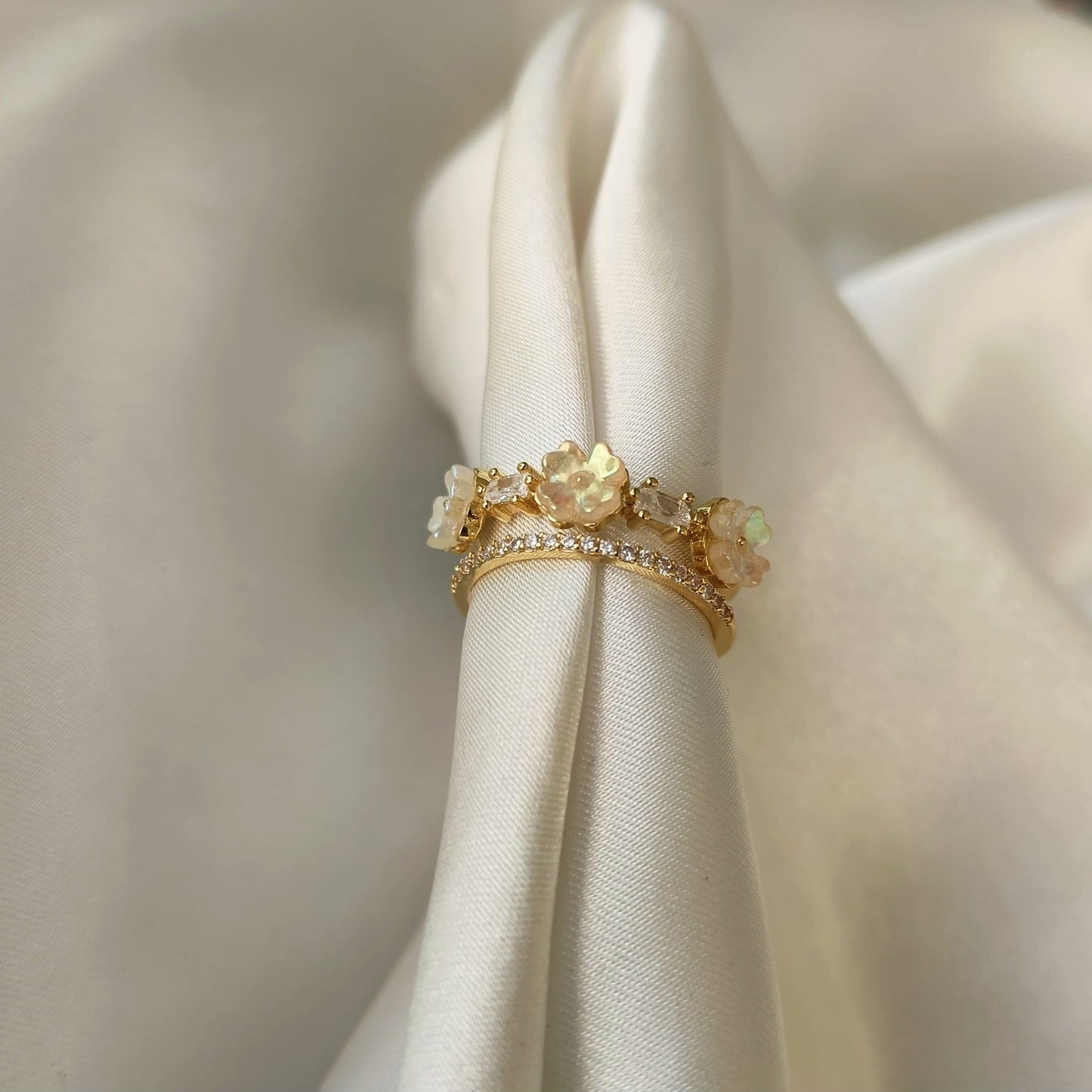 Shimmer Flowers